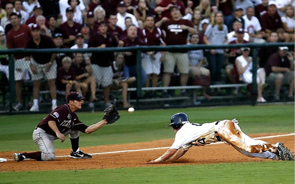 Baseball dive